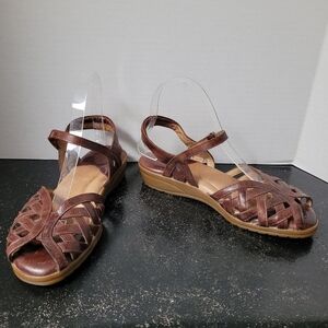 Beautifeel Brown Sandals